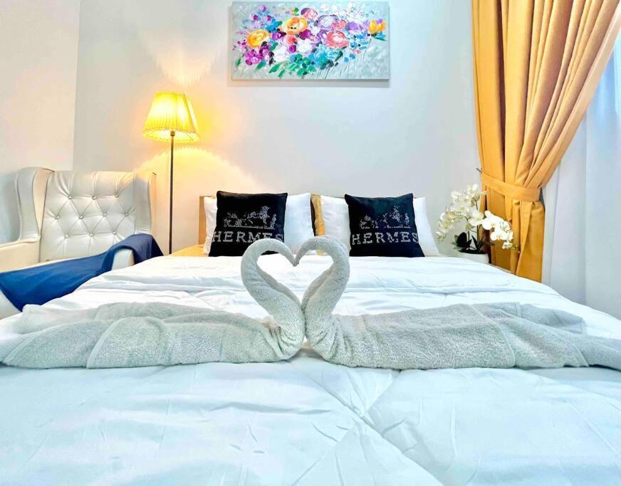 Alanis Studio Suite {Shortstay} Сепанг Екстериор снимка